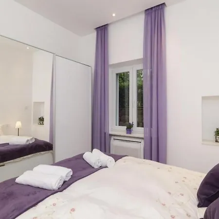 Appartement Take That - Two Bedroom With Terrace *