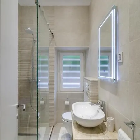 Take That - Two Bedroom With Terrace Appartement